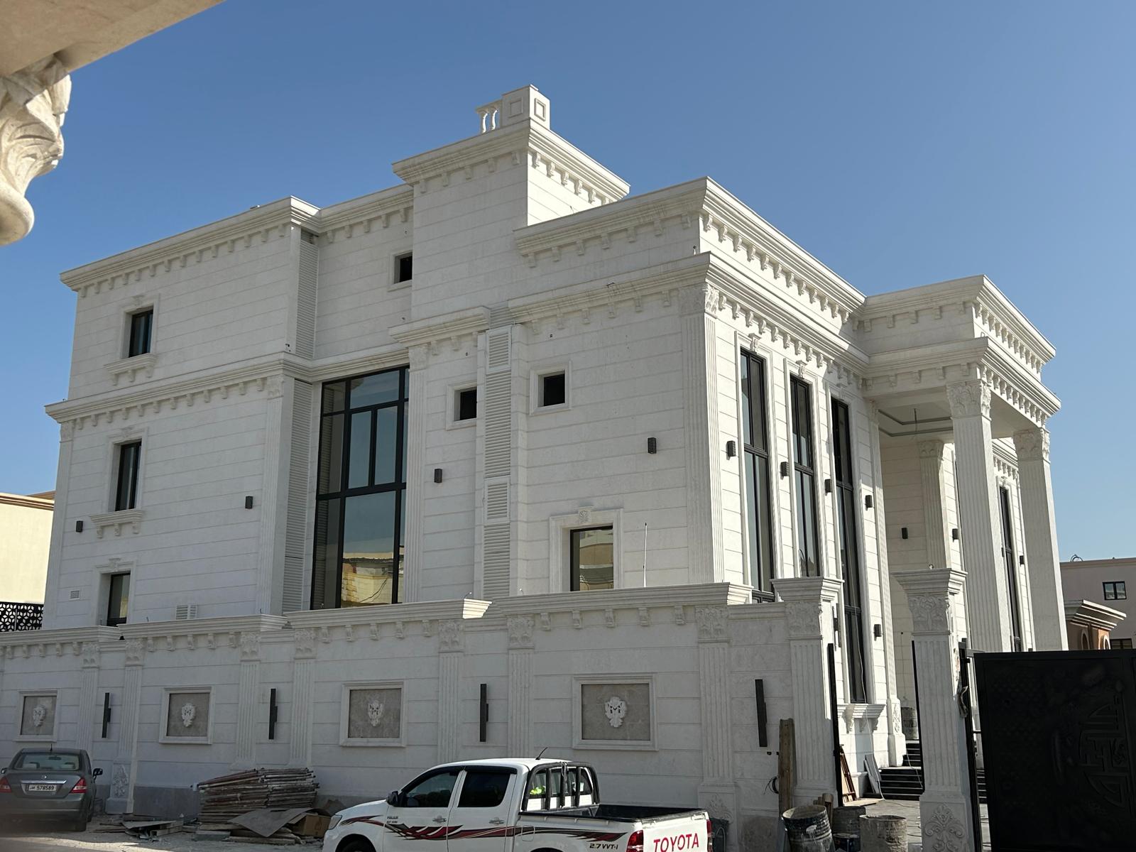 دور شركات المقاولات في دعم التنمية العمرانية في قطر